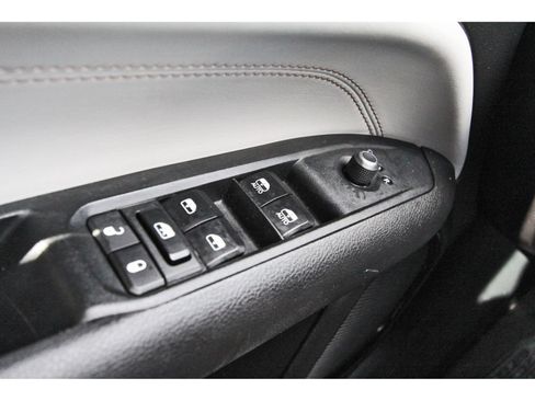 Used 2024 Jeep Compass Limited AWD/4WD image 19