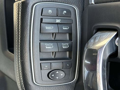 Used 2022 RAM 3500 Laramie image 20