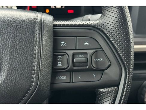Used 2026 Toyota Tacoma SR5 AWD/4WD image 25