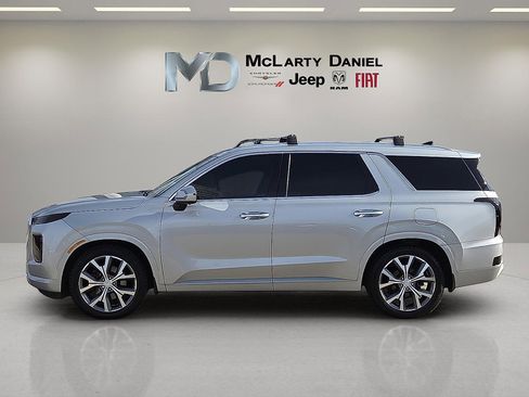 Used 2022 Hyundai Palisade Limited image 3