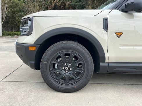 New 2025 Ford Bronco Sport Badlands w/ Badlands Tech Package AWD/4WD image 12
