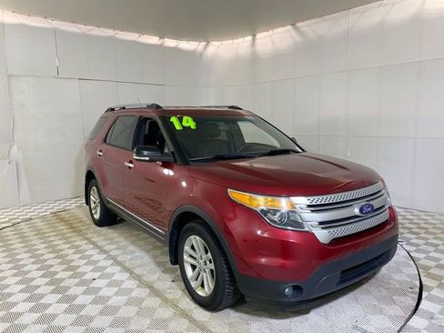 Used 2014 Ford Explorer XLT w/ Equipment Group 202A image 1