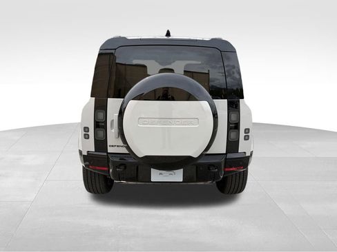 New 2026 Land Rover Defender 110 X-Dynamic SE AWD/4WD image 7