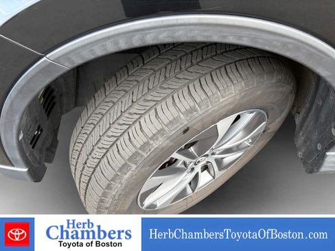 Used 2017 Toyota RAV4 XLE w/ All Weather Liner Package AWD/4WD image 8