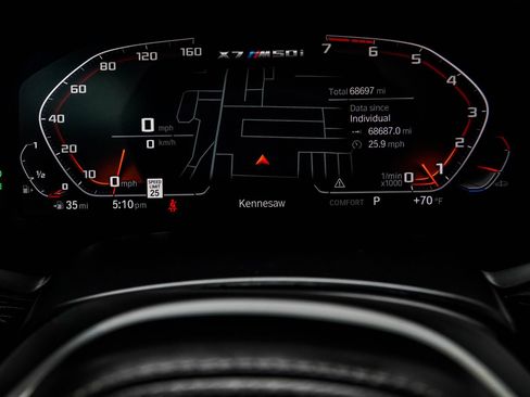 Used 2022 BMW X7 M50i w/ Executive Package image 38