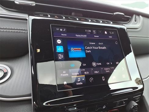 New 2025 Jeep Grand Cherokee L Altitude image 17