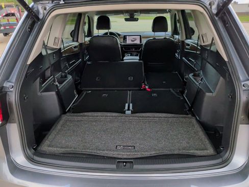 Used 2024 Volkswagen Atlas SE FWD image 39