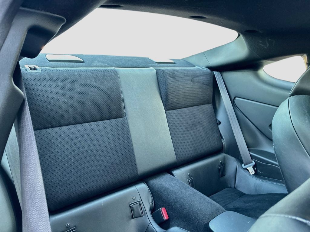 Used 2025 Toyota GR86 Premium w/ ALL Weather Mat Package (TMS) RWD image 25