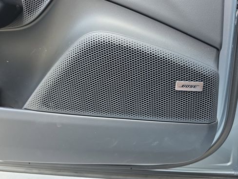 Used 2025 Porsche Macan 4 Electric image 18