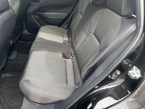 Used 2024 Subaru Crosstrek 2.0i Premium image 4