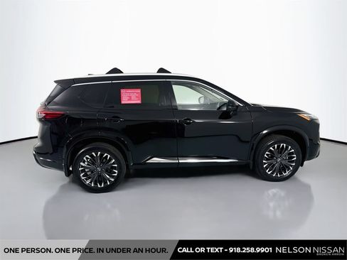 Certified 2026 Nissan Rogue Platinum w/ Platinum Premium Package AWD/4WD image 4