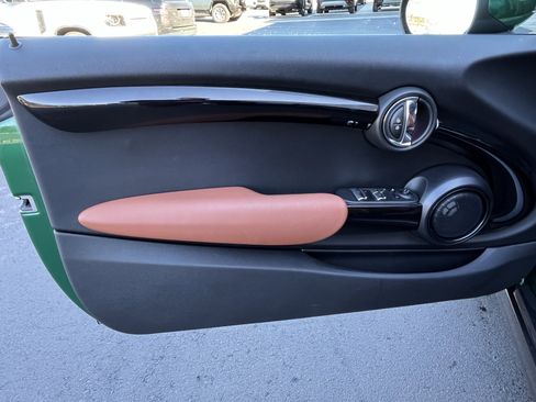 Used 2020 MINI Cooper S image 12