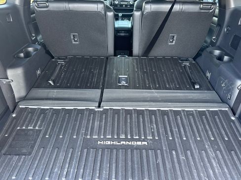 Certified 2026 Toyota Highlander XSE AWD/4WD image 18