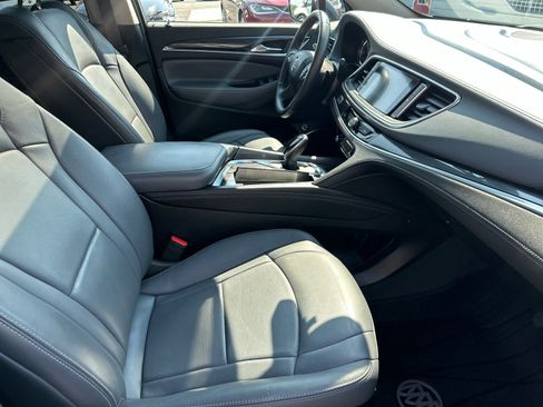 Used 2019 Buick Enclave Essence w/ Trailering Package, 5000 lbs. AWD/4WD image 25