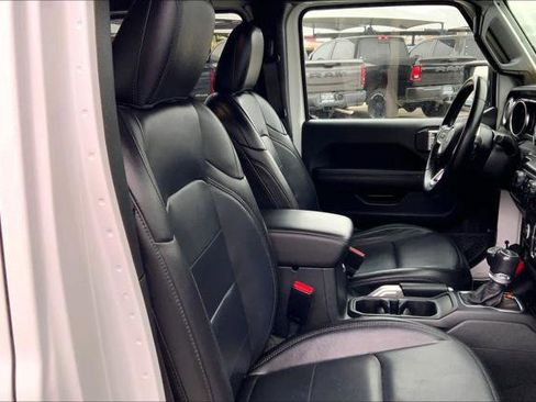Certified 2021 Jeep Wrangler Unlimited Sahara image 8