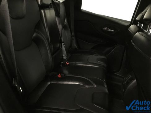 Used 2023 Jeep Cherokee Altitude Lux w/ Lux Elite Package AWD/4WD image 31