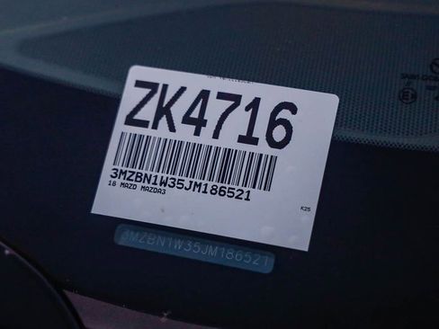 Used 2018 MAZDA MAZDA3 Grand Touring w/ Premium Equipment Package image 29