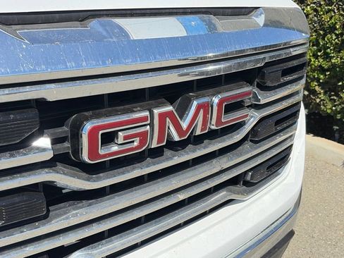 Used 2024 GMC Sierra 1500 SLT AWD/4WD image 6