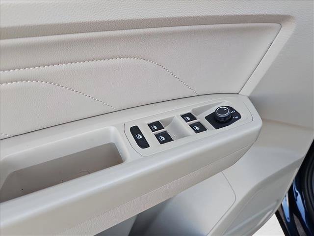 Used 2023 Volkswagen Atlas SE FWD image 22