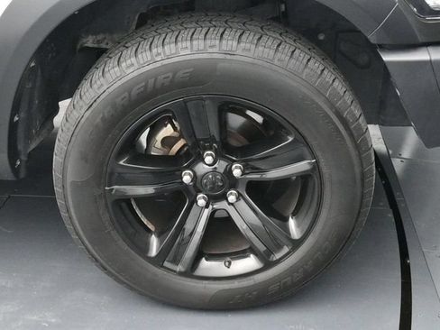 Used 2024 RAM 1500 Warlock AWD/4WD image 16