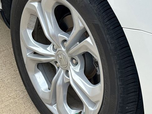 Used 2024 Honda Accord LX image 10