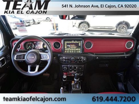 Used 2023 Jeep Wrangler Unlimited Rubicon 4xe AWD/4WD image 21