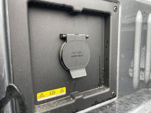 New 2025 Ford F150 Lariat w/ Equipment Group 502A High image 19