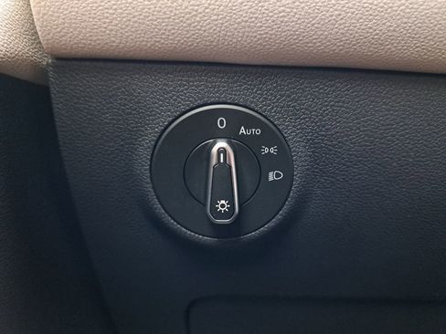 New 2025 Volkswagen Taos S image 26