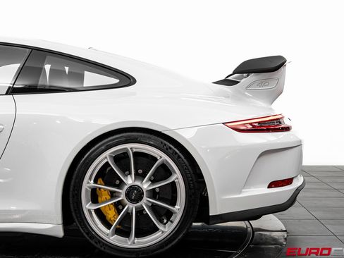 Used 2019 Porsche 911 GT3 image 17