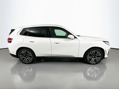 Used 2025 BMW X3 xDrive30i AWD/4WD image 4