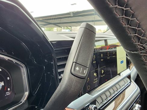 New 2026 GMC Sierra 1500 Elevation image 24