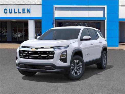 New 2026 Chevrolet Equinox LT FWD image 6