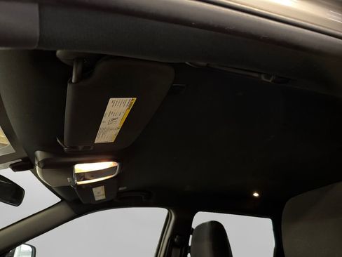 Used 2019 Jeep Grand Cherokee Laredo image 23