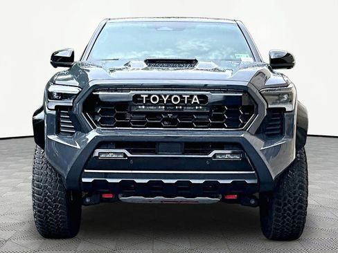 Certified 2025 Toyota Tacoma TRD Pro w/ Tow Tech Package AWD/4WD image 4