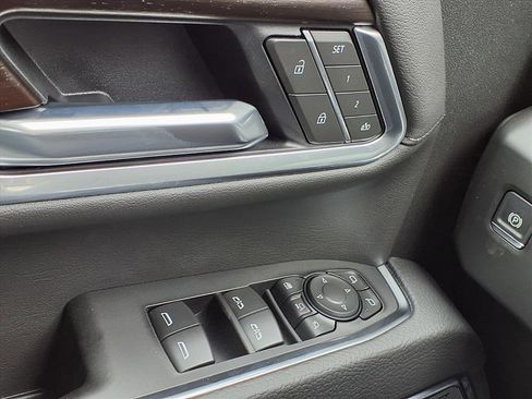 New 2026 GMC Sierra 2500 Denali w/ Denali Reserve Package image 18