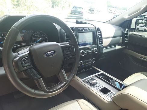 Used 2021 Ford Expedition Max Limited RWD image 27