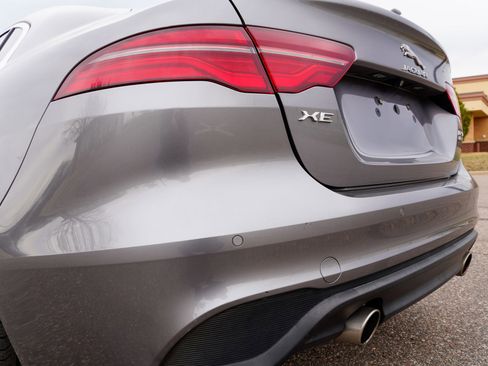 Used 2020 Jaguar XE S image 28