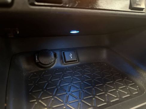 Used 2020 Toyota RAV4 XSE image 32