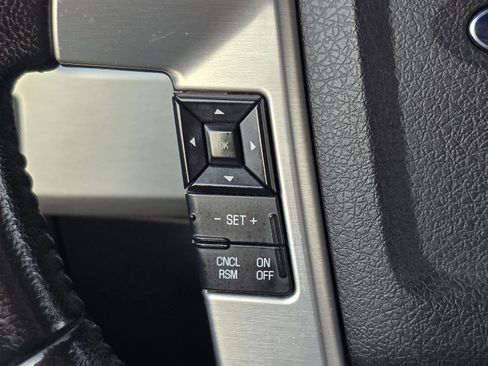 Used 2014 Ford F150 Platinum image 13