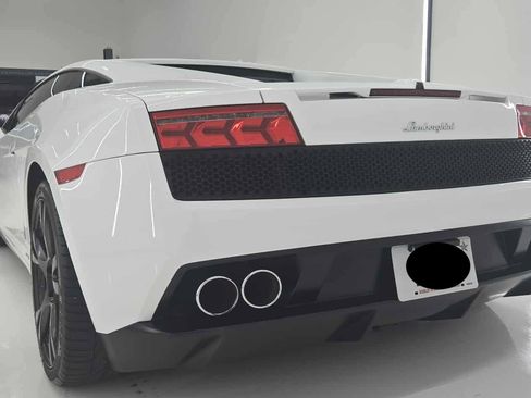 Used 2011 Lamborghini Gallardo LP 550-2 Bicolore image 5