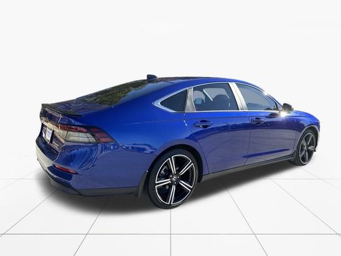 Used 2024 Honda Accord Sport image 9