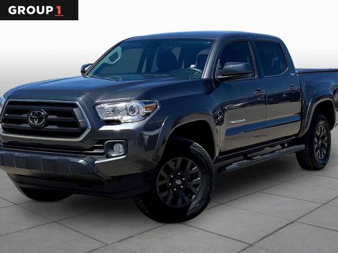Used 2022 Toyota Tacoma SR5 w/ SR5 Appearance Package (SM) image 1