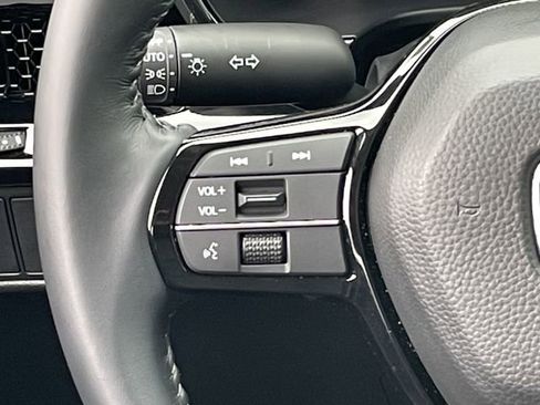 Used 2026 Honda CR-V EX-L image 12