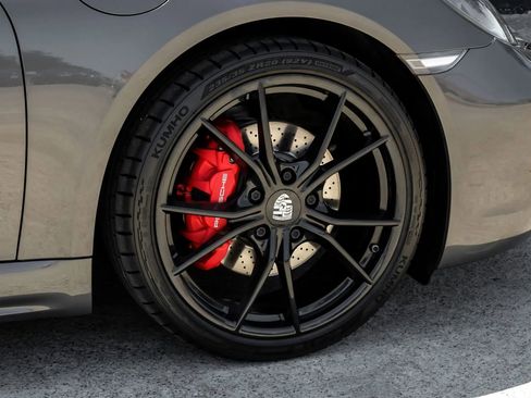 Used 2019 Porsche 718 Cayman S RWD image 55