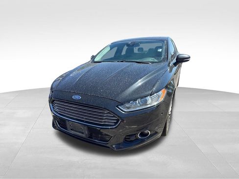 Used 2014 Ford Fusion Titanium AWD/4WD image 2