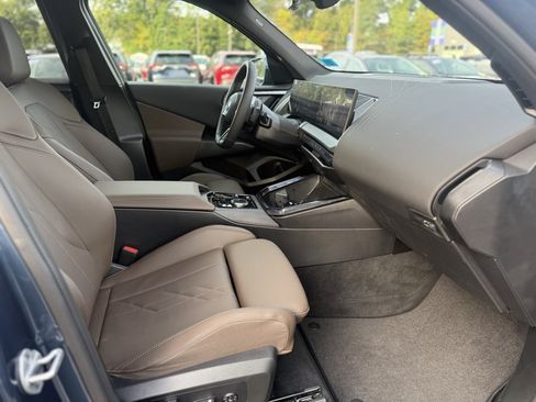 Used 2025 BMW X3 xDrive30i w/ M Sport Package image 22