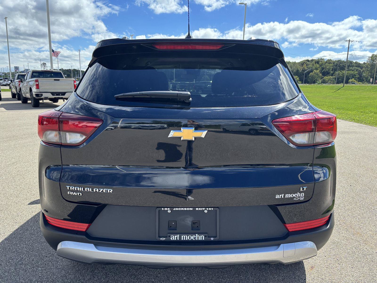 Used 2025 Chevrolet TrailBlazer LT AWD/4WD image 6