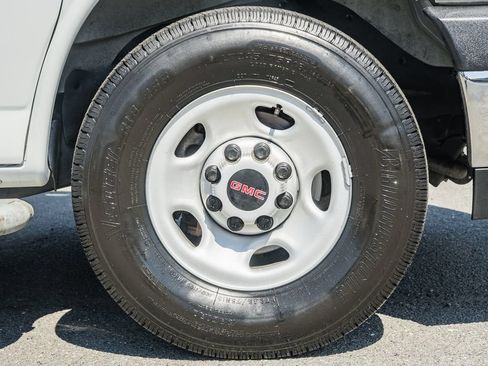 Used 2024 GMC Savana 2500 w/ Driver Convenience Package RWD image 13