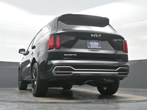 Used 2023 Kia Sorento SX image 33