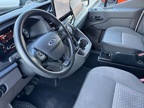 Used 2023 Ford Transit 350 XLT image 9